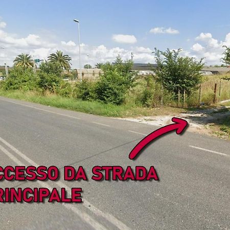 Casale Bianco Al Casello Dell' Autostrada Guidonia Eksteriør billede